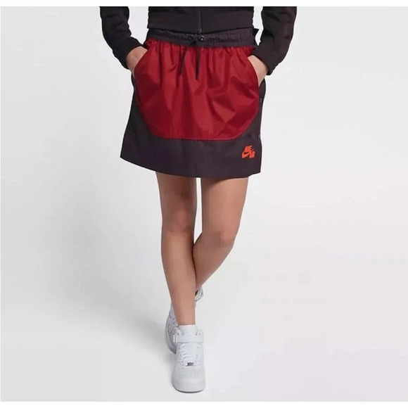 NIKE AIR | Side Snap Skirt | L - Picture 2 of 9